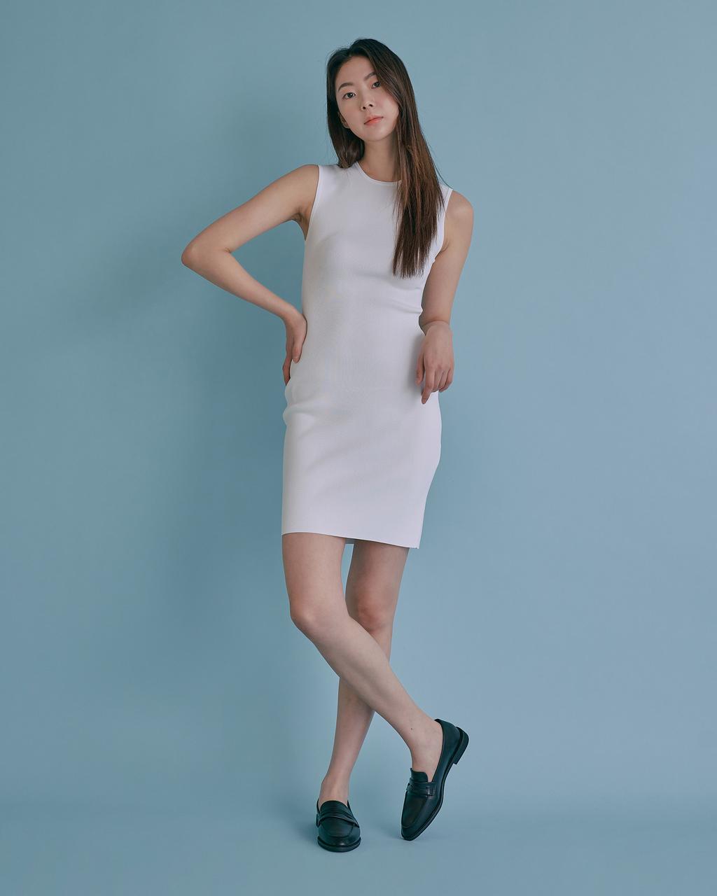 Sharon-13 - Black PU( PU)
