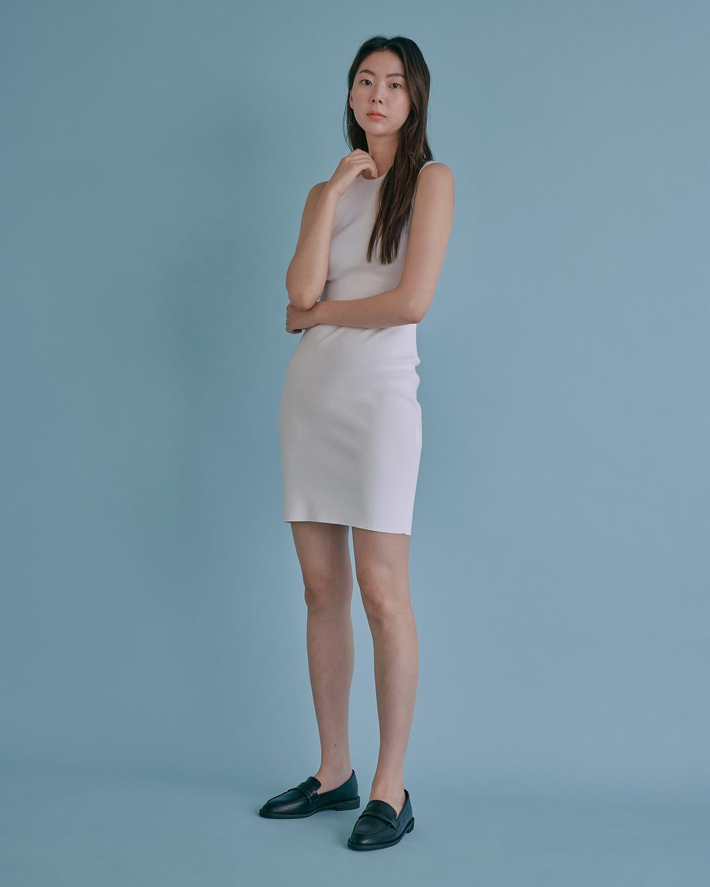 Sharon-13 - Black PU( PU)