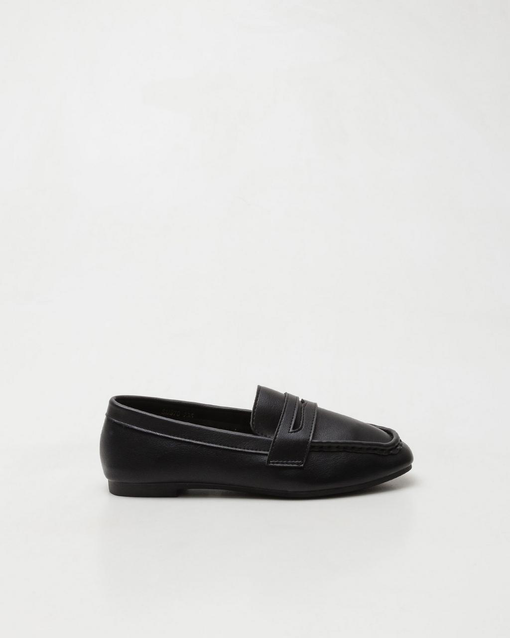 Pyne-01 - Black()