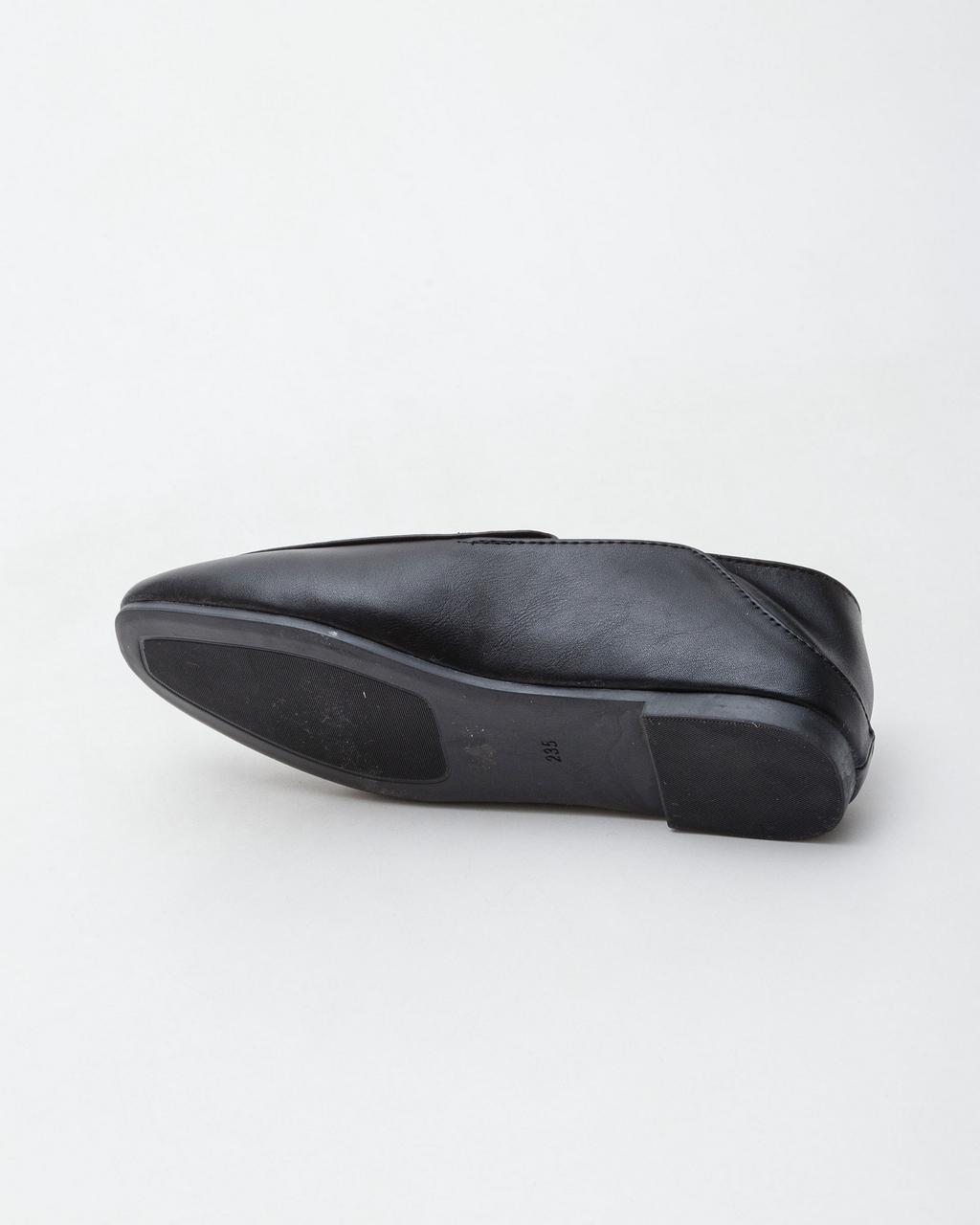 Julie-32 - Black()
