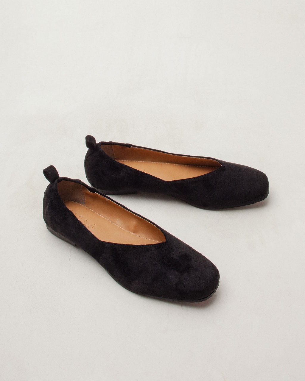 GLYD Barry-16 - Black Suede( ̵)
